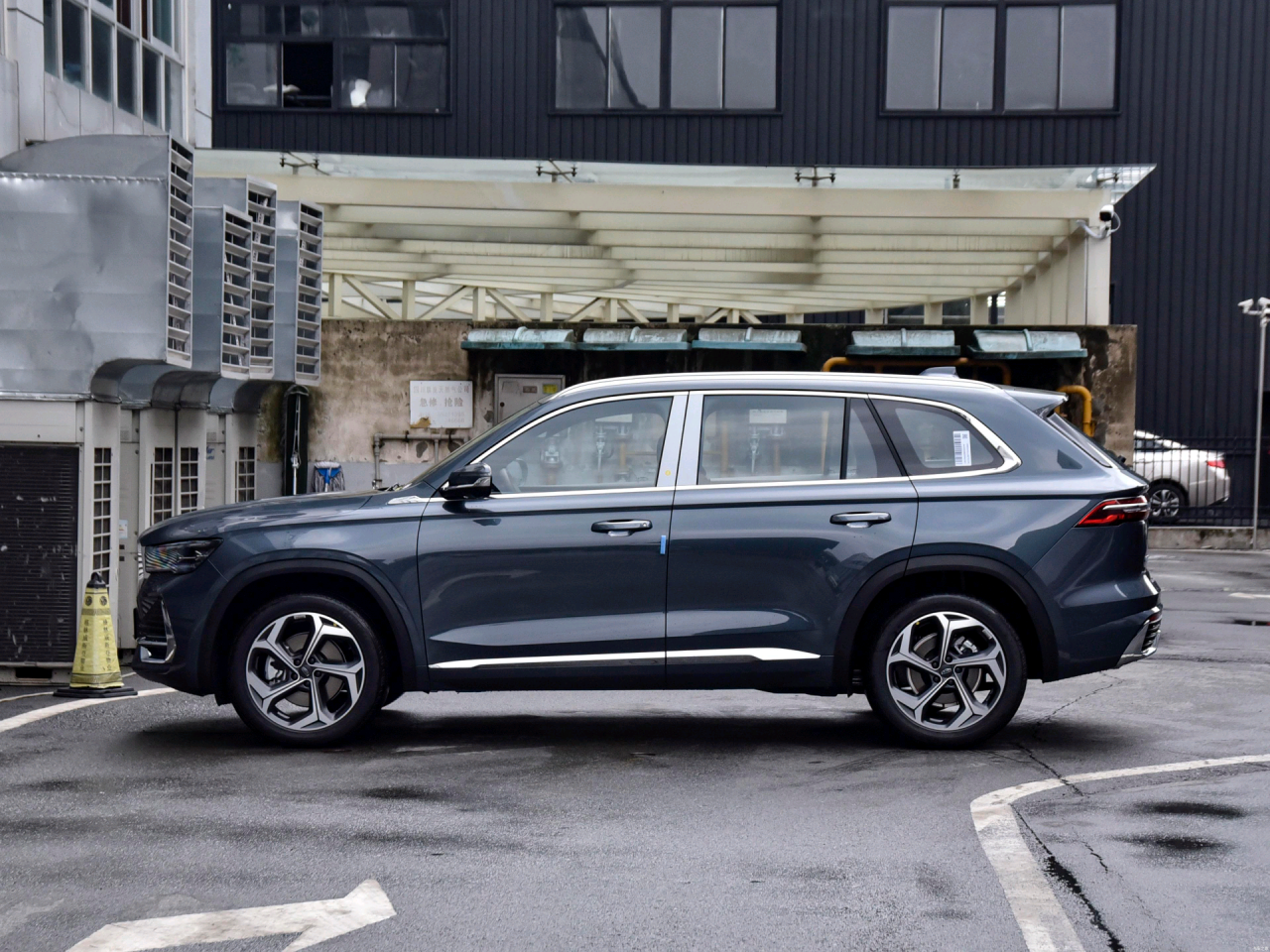Geely Xingyue L